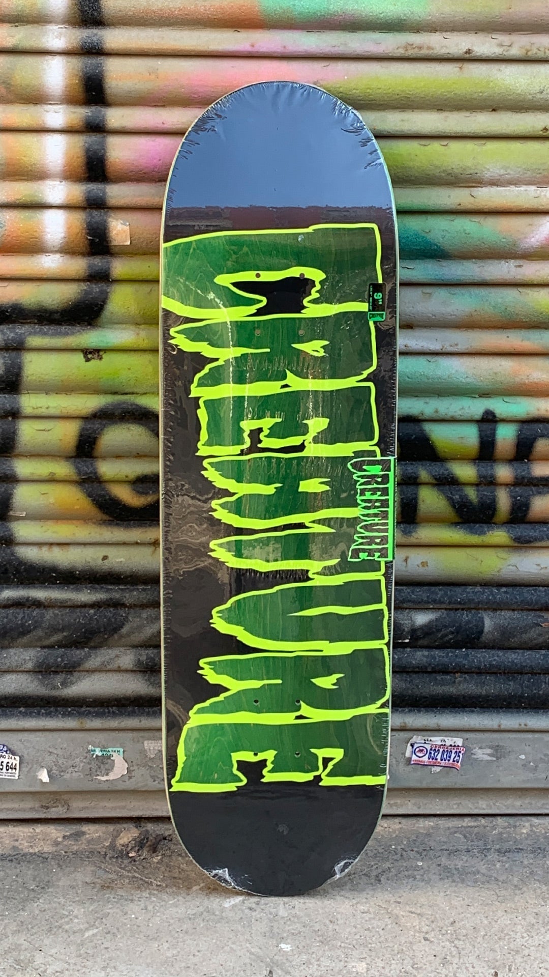 Creature Skateboards Logo Outline Stumps 9.0 Skateboard Deck- Tabla Skate Creature Skateboards 