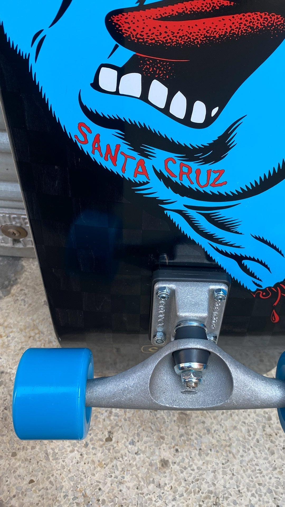 Santa Cruz Carver Screaming Hand Check 9.80 Surf Skate - Completo Completos Santa Cruz Skateboards 